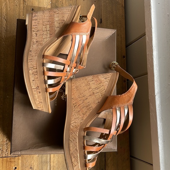 Wedges - Picture 2 of 3